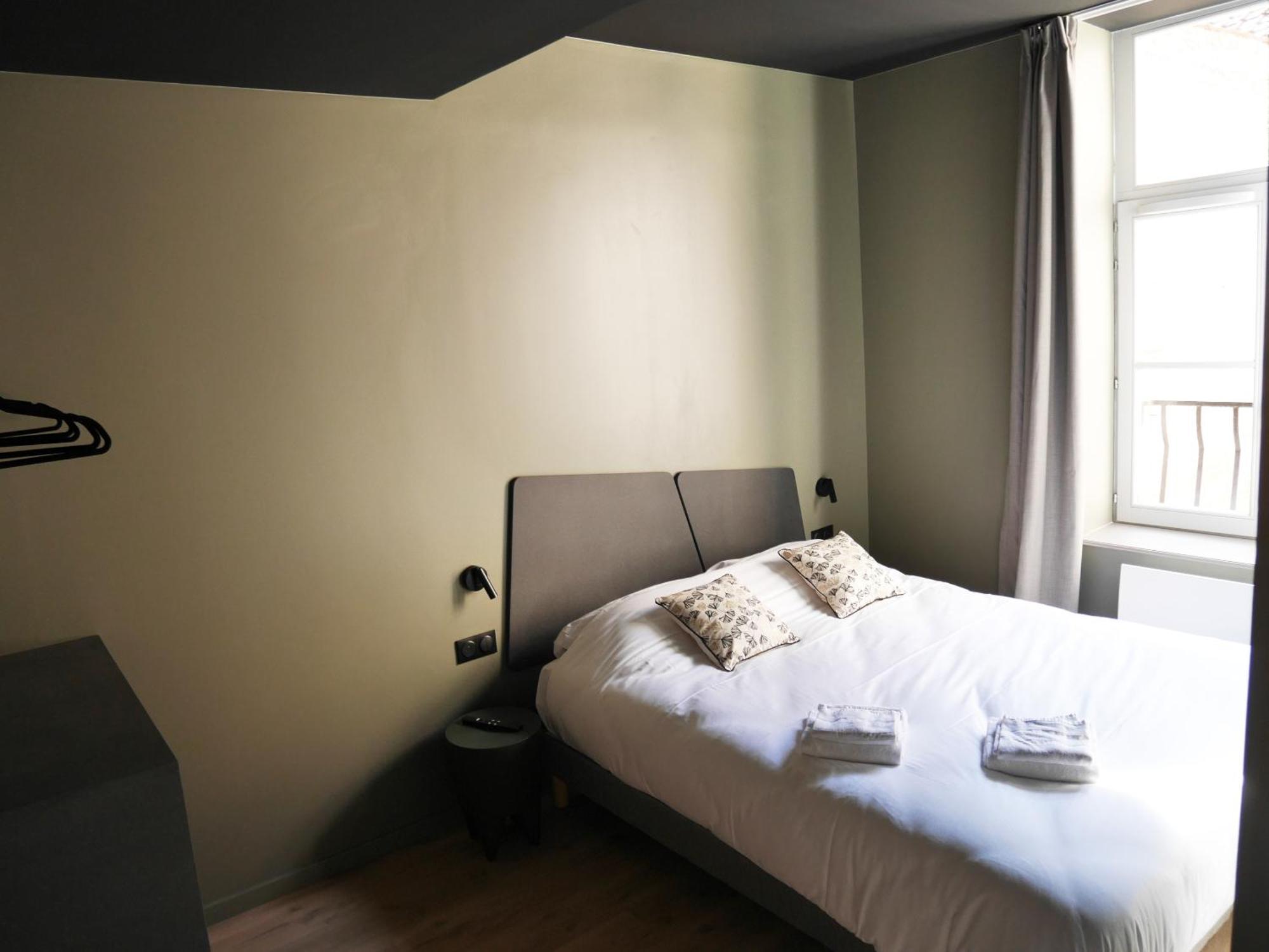 Au Chat Qui Dort Lille - Archives 3 ภายนอก รูปภาพ